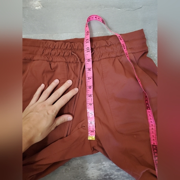 Lululemon Beyond the Studio Jogger. Dark Terracotta. 28". Size 8US. - Picture 10 of 16